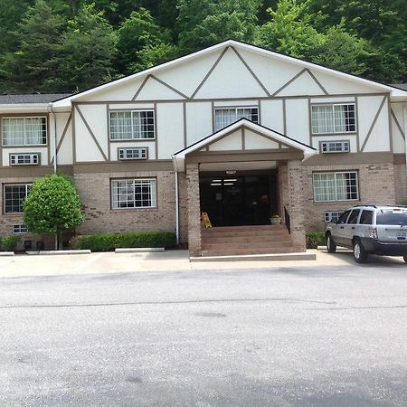Brookshire Inn Inez Екстериор снимка