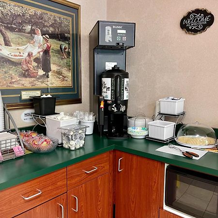 Brookshire Inn Inez Екстериор снимка