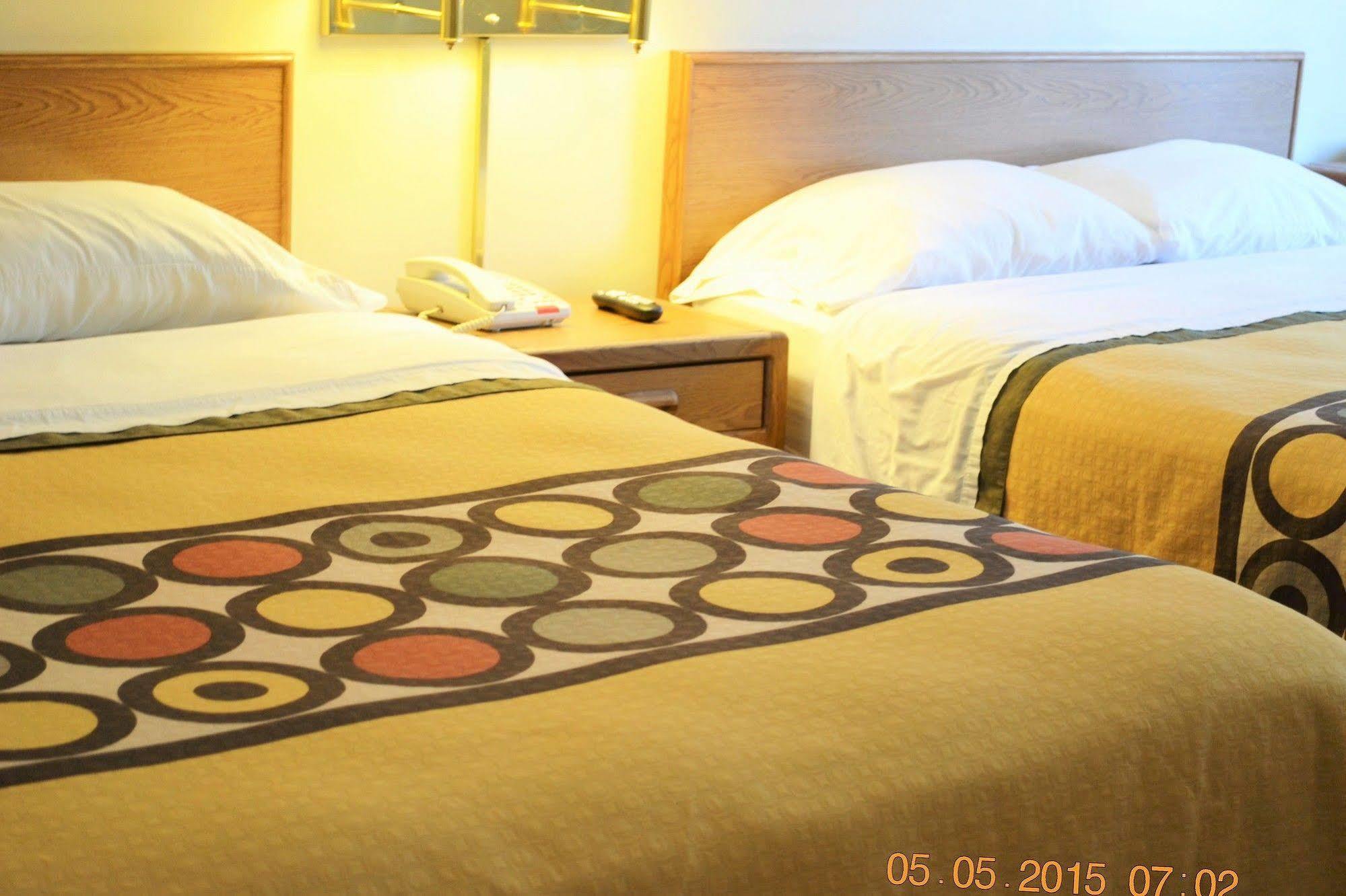 Brookshire Inn Inez Екстериор снимка